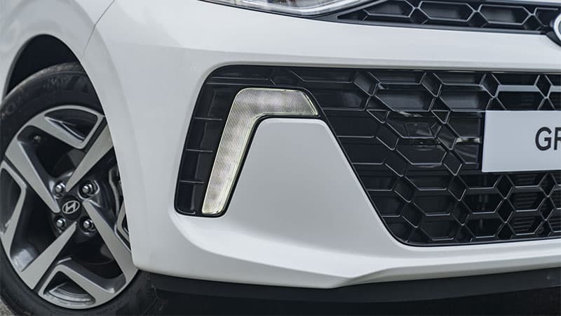 i10 Sedan Ngoại thất