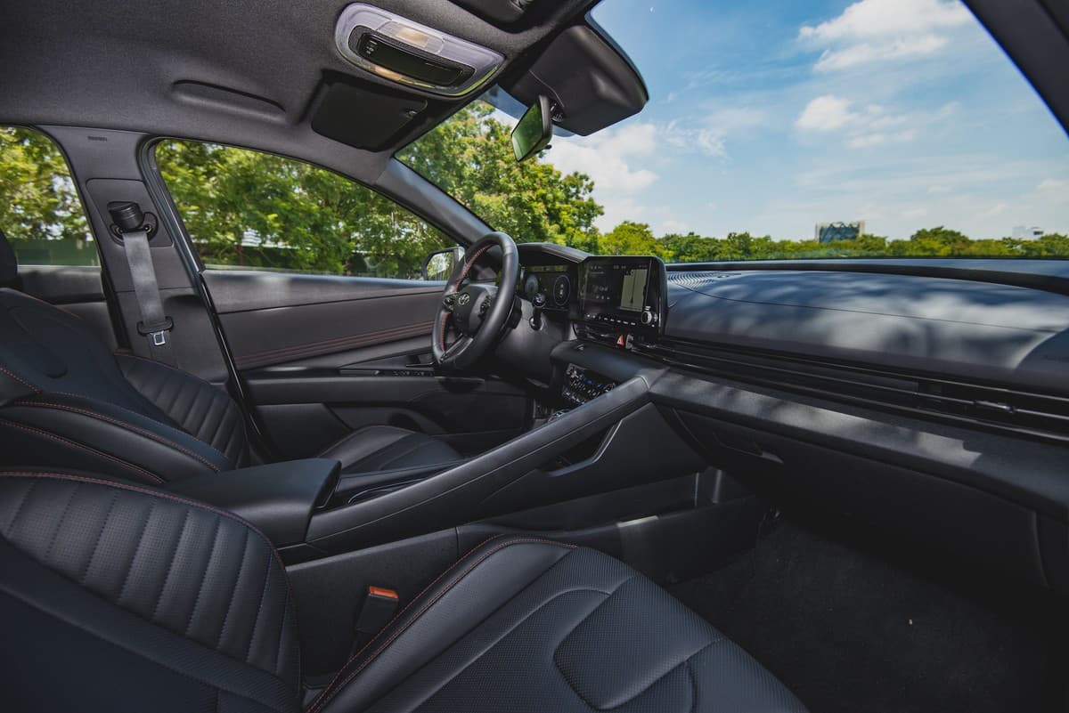 Elantra Nội thất