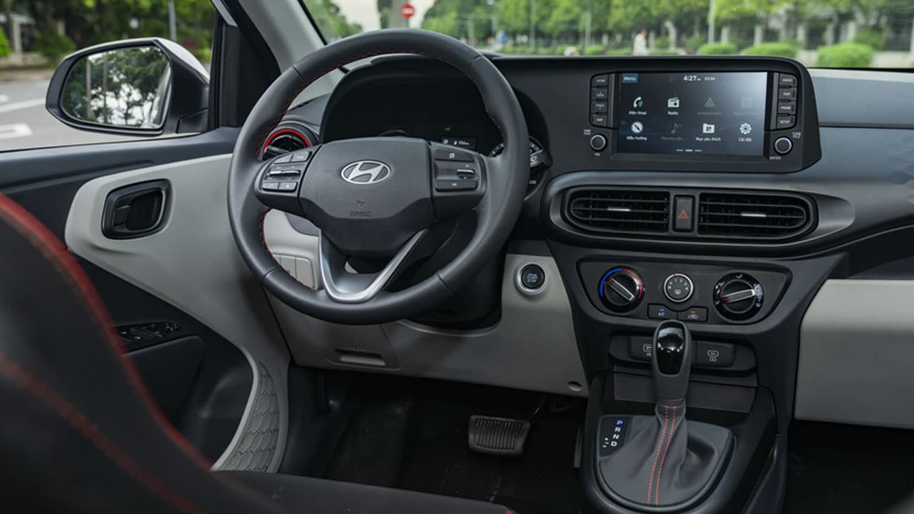 i10 Sedan Tiện nghi